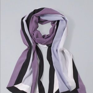 WHBM NWT Colorblock Oblong Scarf Violet Vista